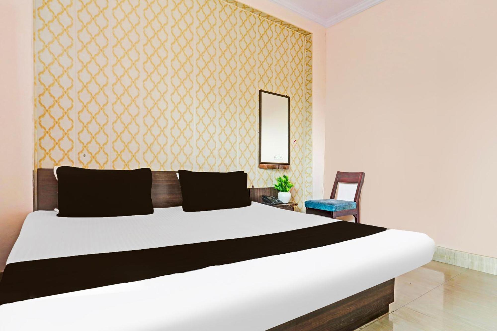 Hotel O Arvi Guest House Varanasi Dış mekan fotoğraf
