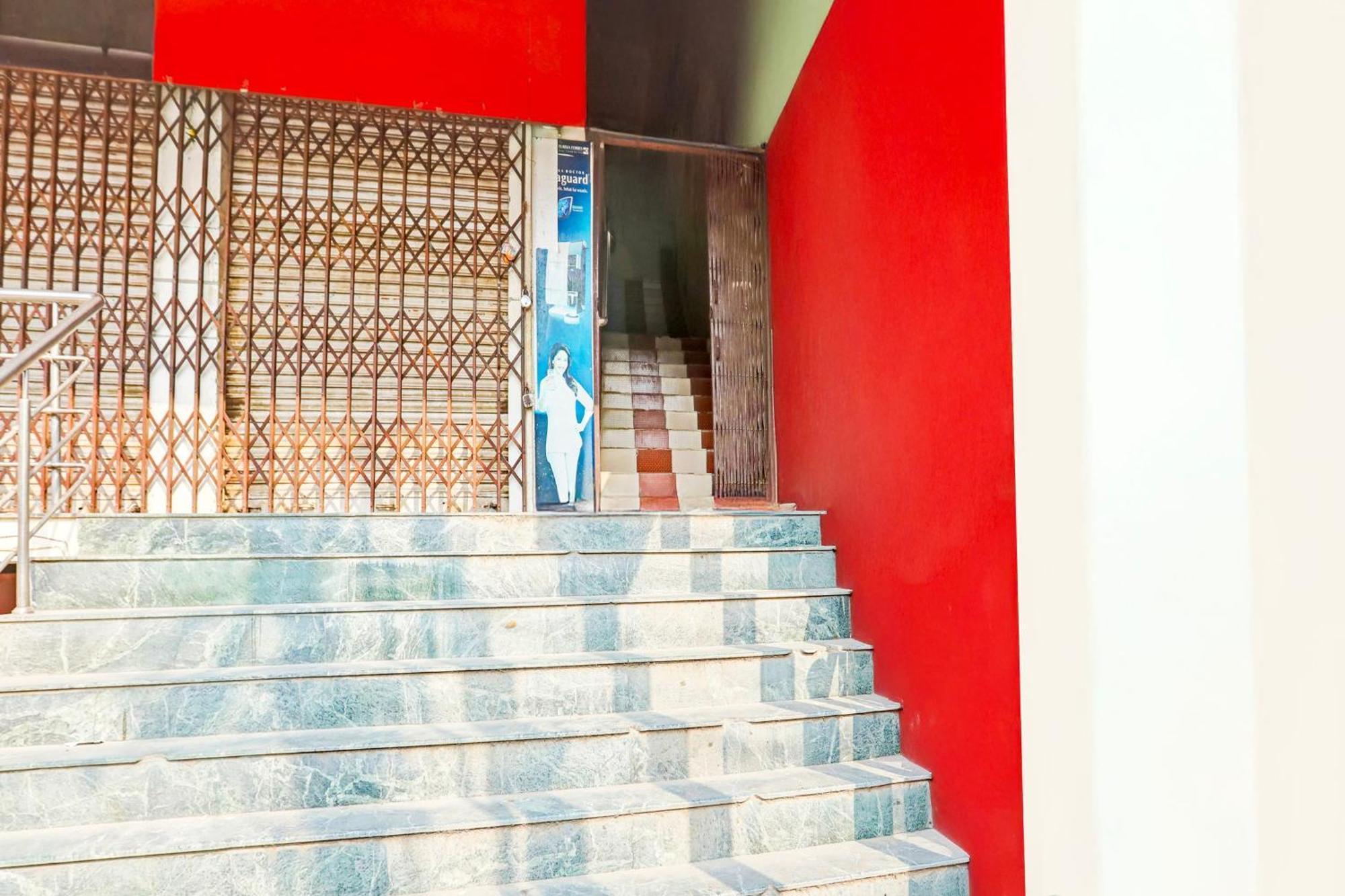 Hotel O Arvi Guest House Varanasi Dış mekan fotoğraf